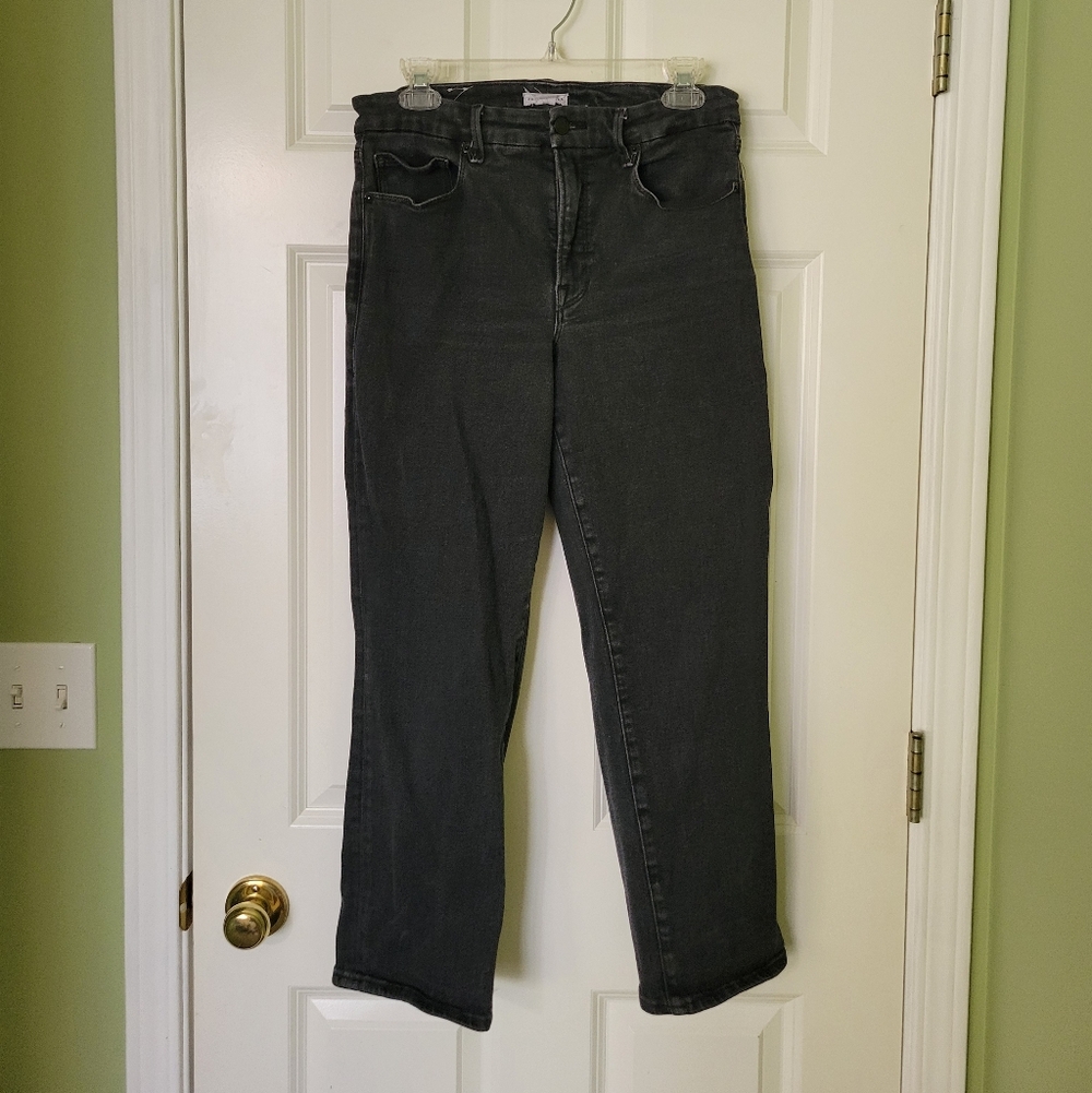 Good American Black Denim Capris